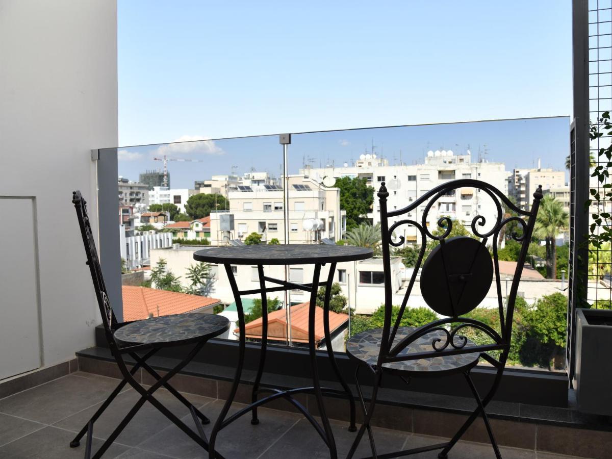 Baz Tower Aparthotel Nicosia Exterior foto