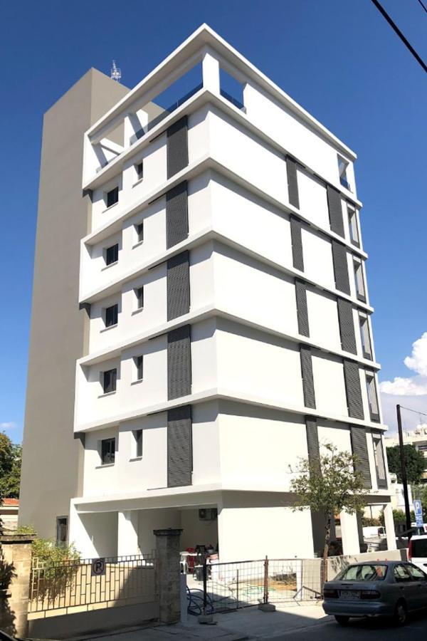 Baz Tower Aparthotel Nicosia Exterior foto